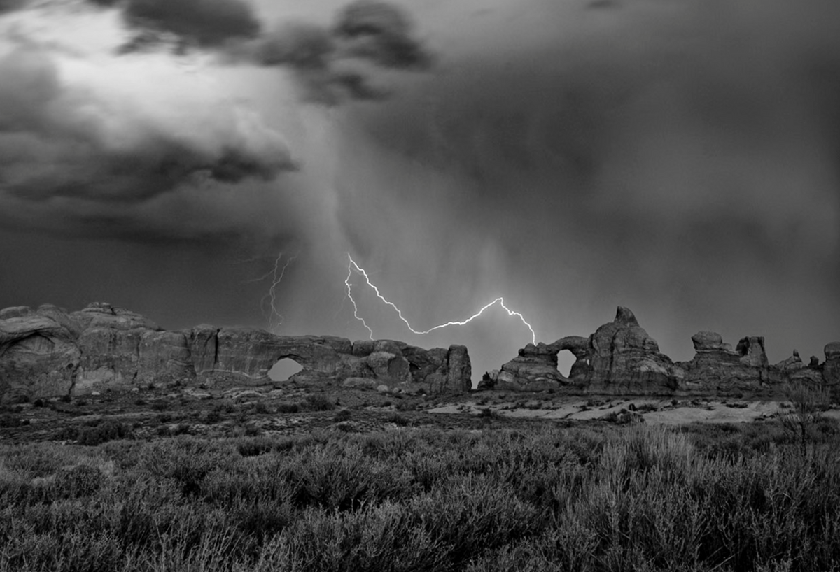 Windows Monsoon Lighting B&W - Loose Canvas
